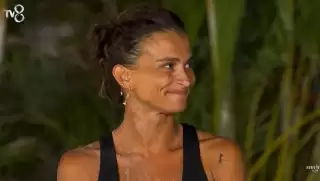 Survivor P Nar Saka Kimdir Hayat Evlili I Spor Kariyeri Ve Mesle I