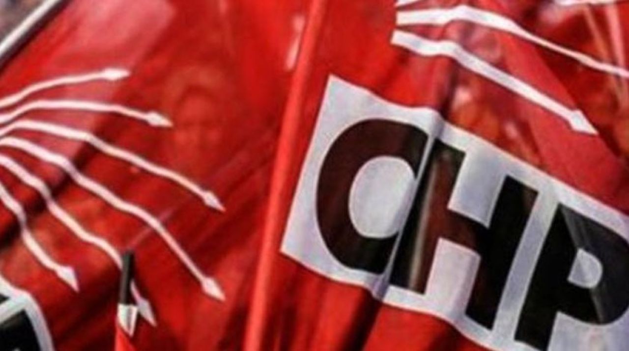 Yazılı açıklamalar peş peşe geldi! CHP'de bir toplu istifa daha