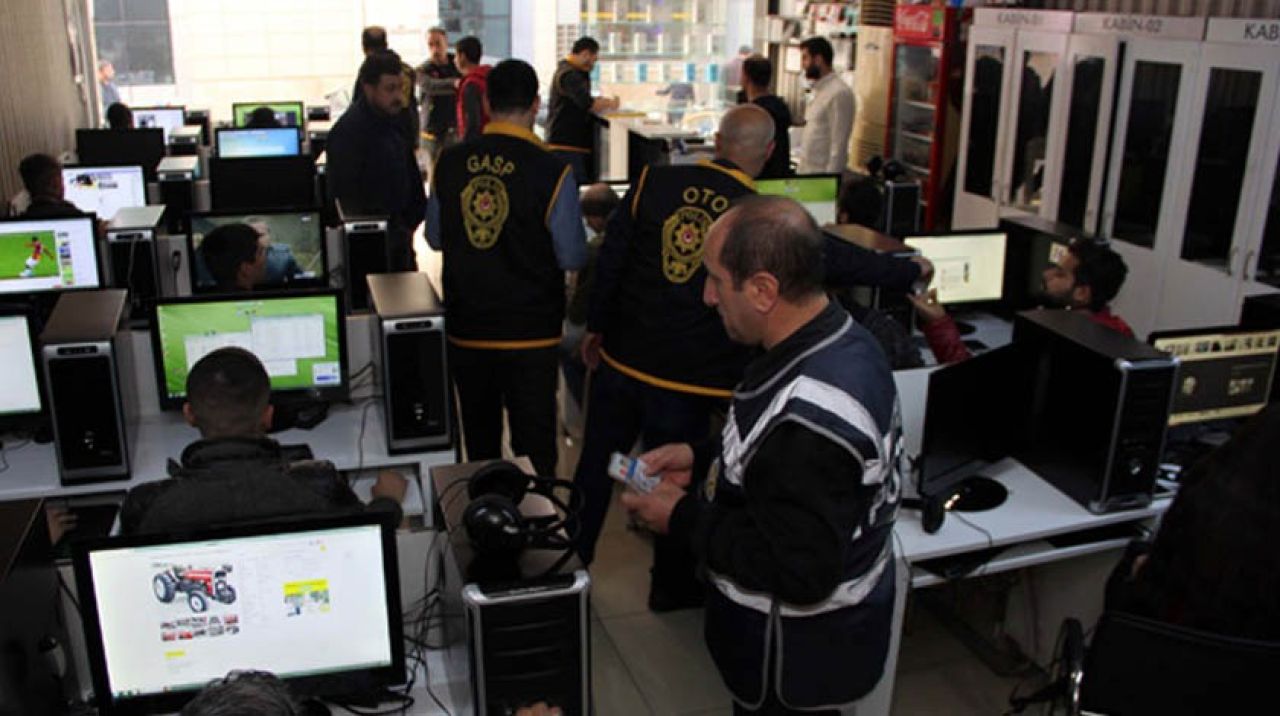 Ülke genelinde düğmeye basıldı! Binlerce polis görev aldı