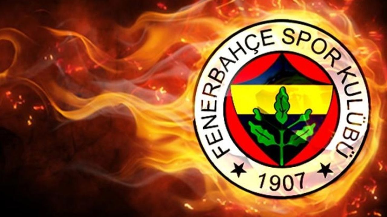 3 yıl daha Fenerbahçe'de! Resmen açıklandı