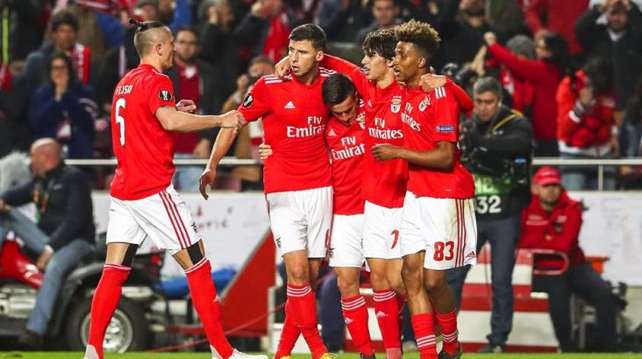 Tarihi gecede Benfica şov