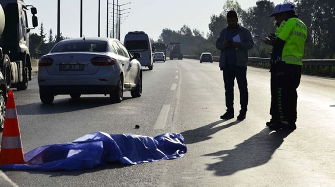 Tarsus'ta araç çaldı, Adana’da ölü bulundu