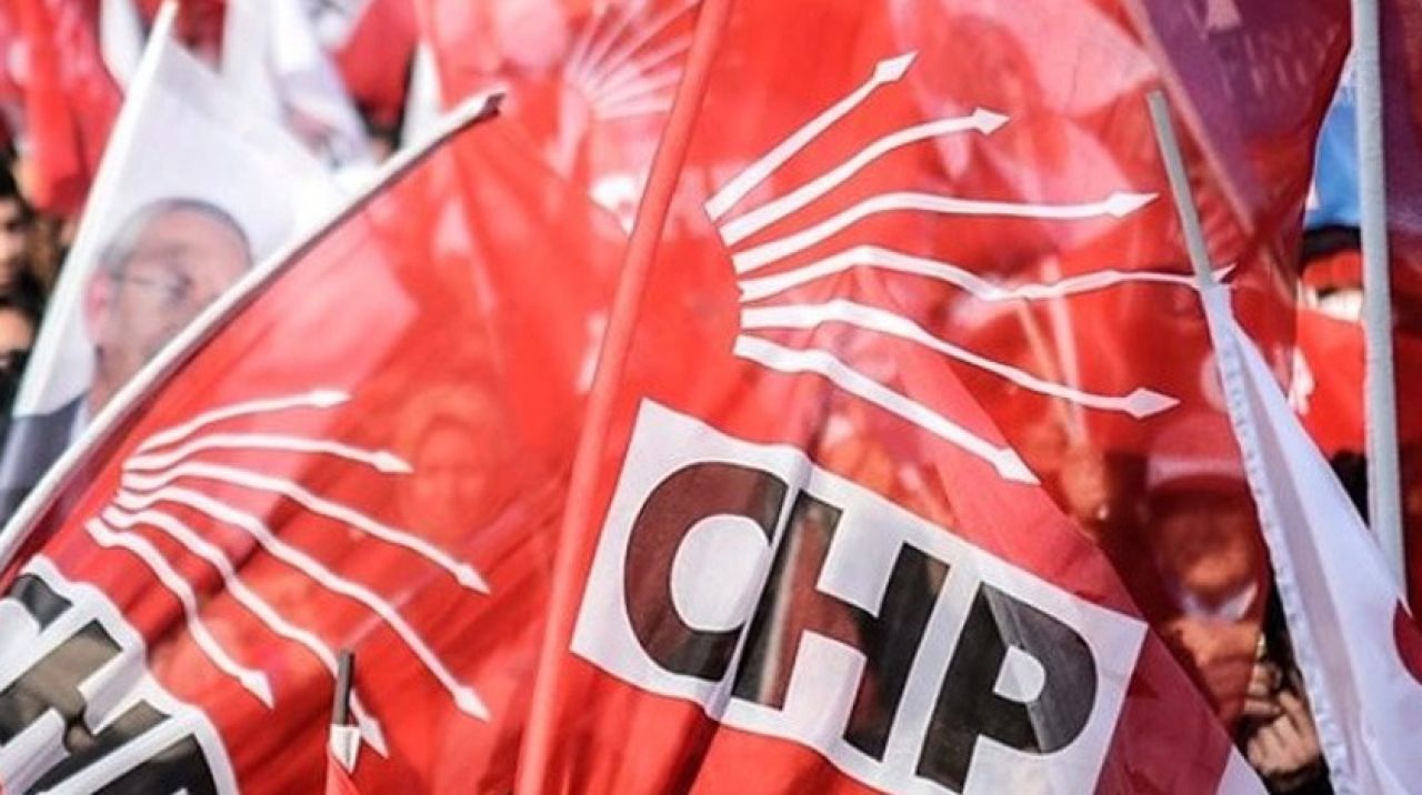 CHP'de toplu istifa depremi!