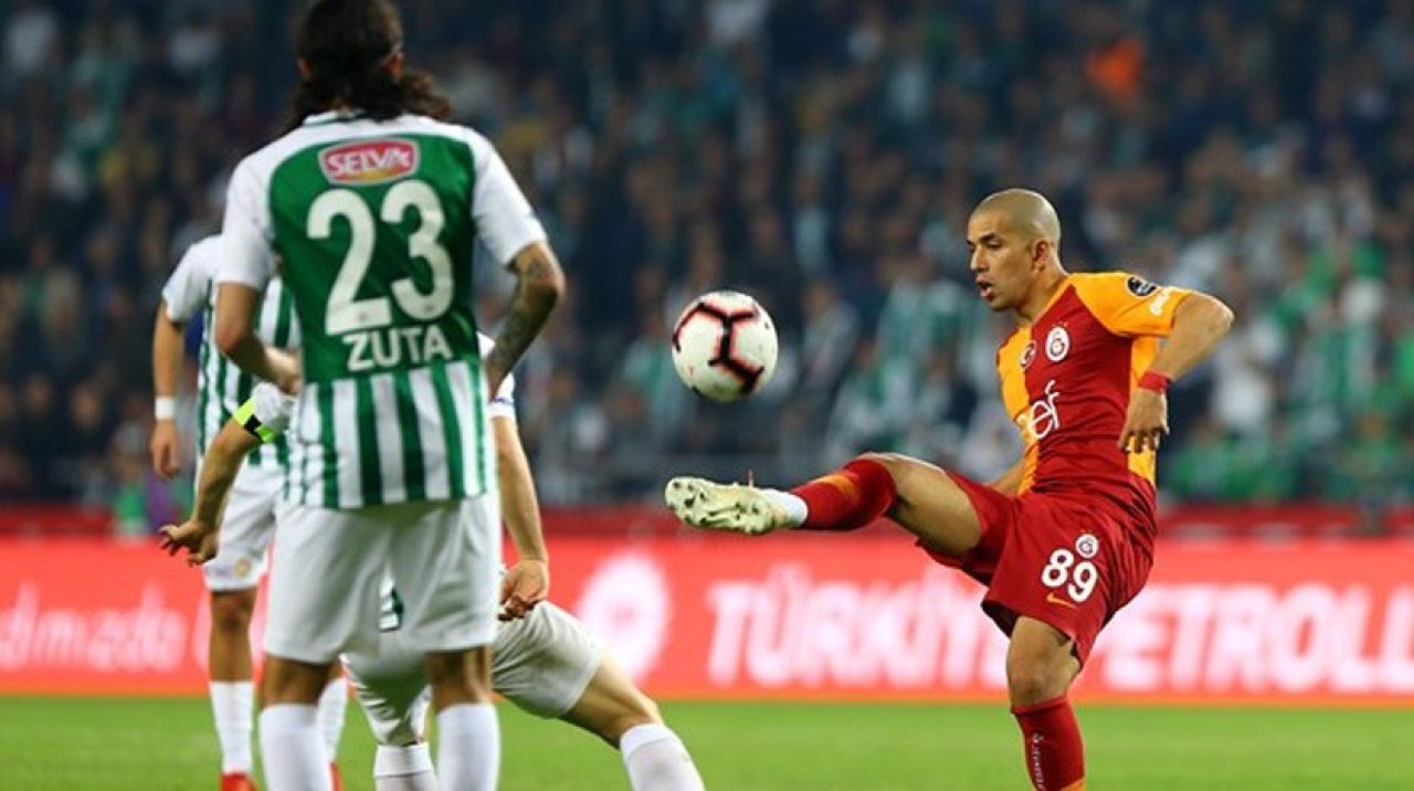 İstanbul'da resmen görüştüler! Feghouli bombası