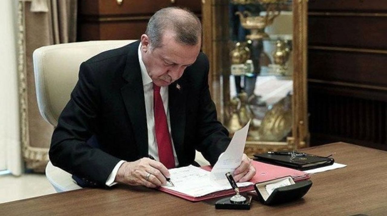 Erdoğan imzayı attı! O isim görevden alındı