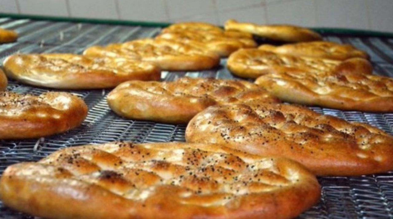 İstanbul Halk Ekmek'te Ramazan pidesinin fiyatı belli oldu