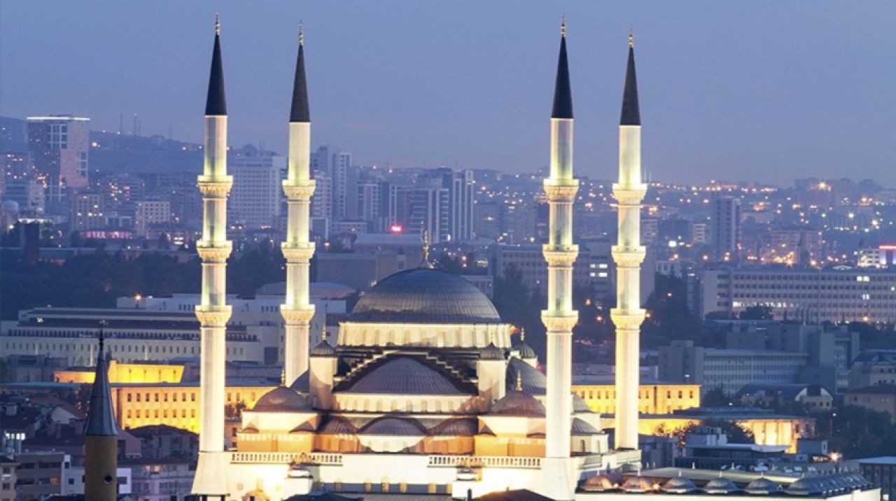 Ankara'da iftar bugün saat kaçta açılacak?