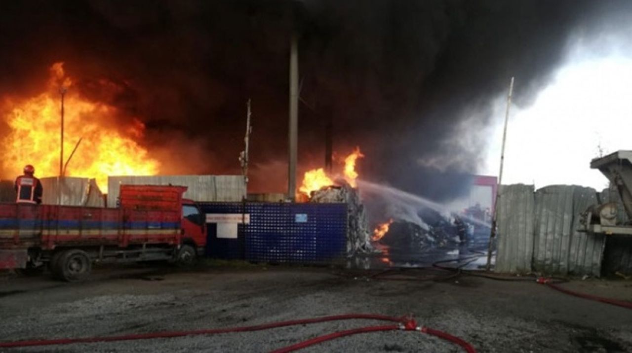 Sakarya'da korkutan yangın! Güçlükle kontrol altına alındı