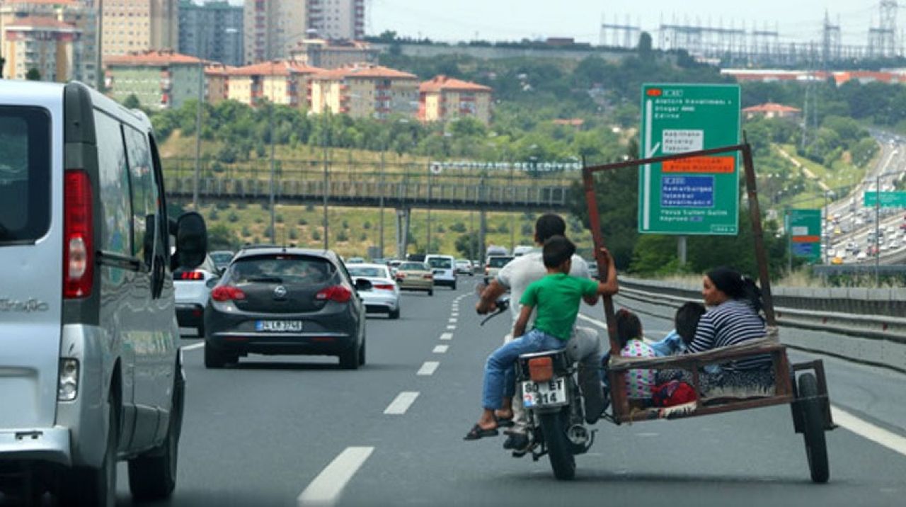 Yer İstanbul... TEM'de tehlikeli yolculuk