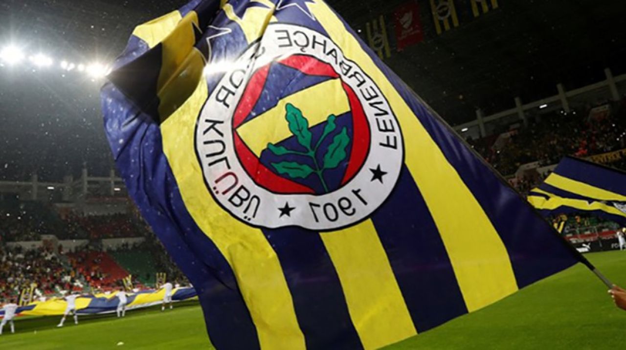 Fenerbahçe ilk transferini yaptı! Fejsa'dan 3 yıllık imza