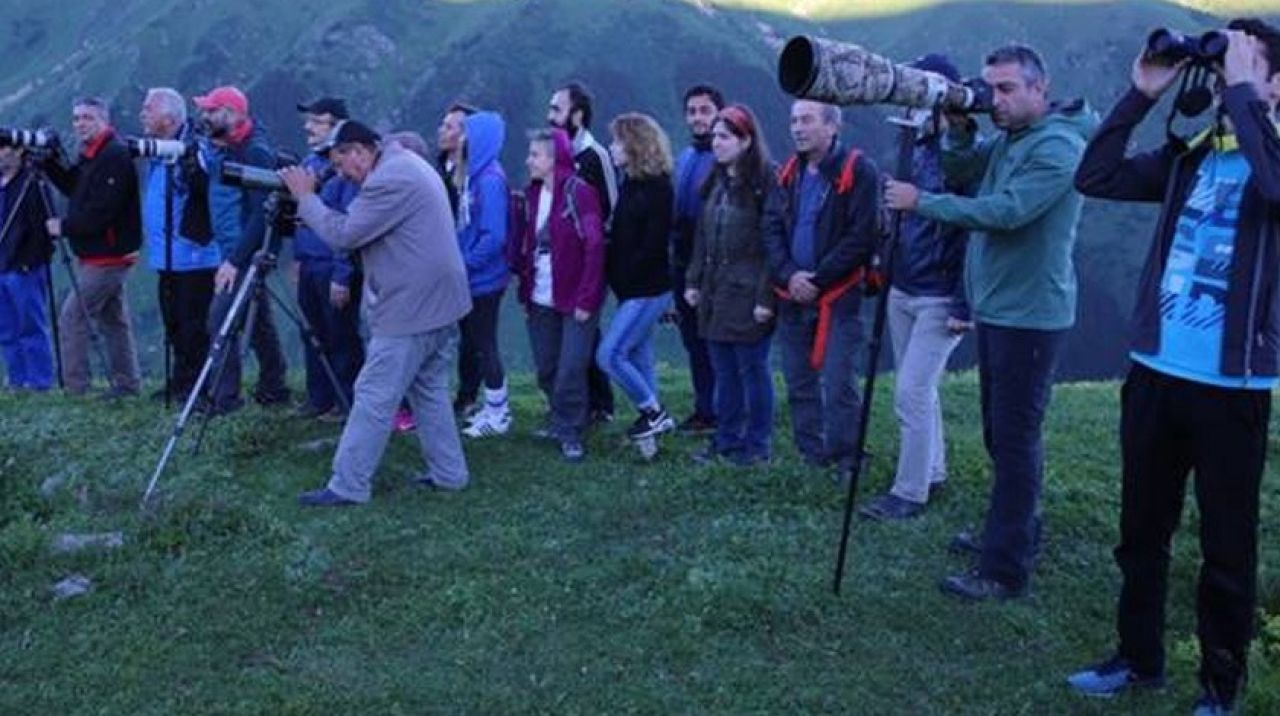 3 yıl sonra bir ilk! Meraklılar dürbüne sarıldı