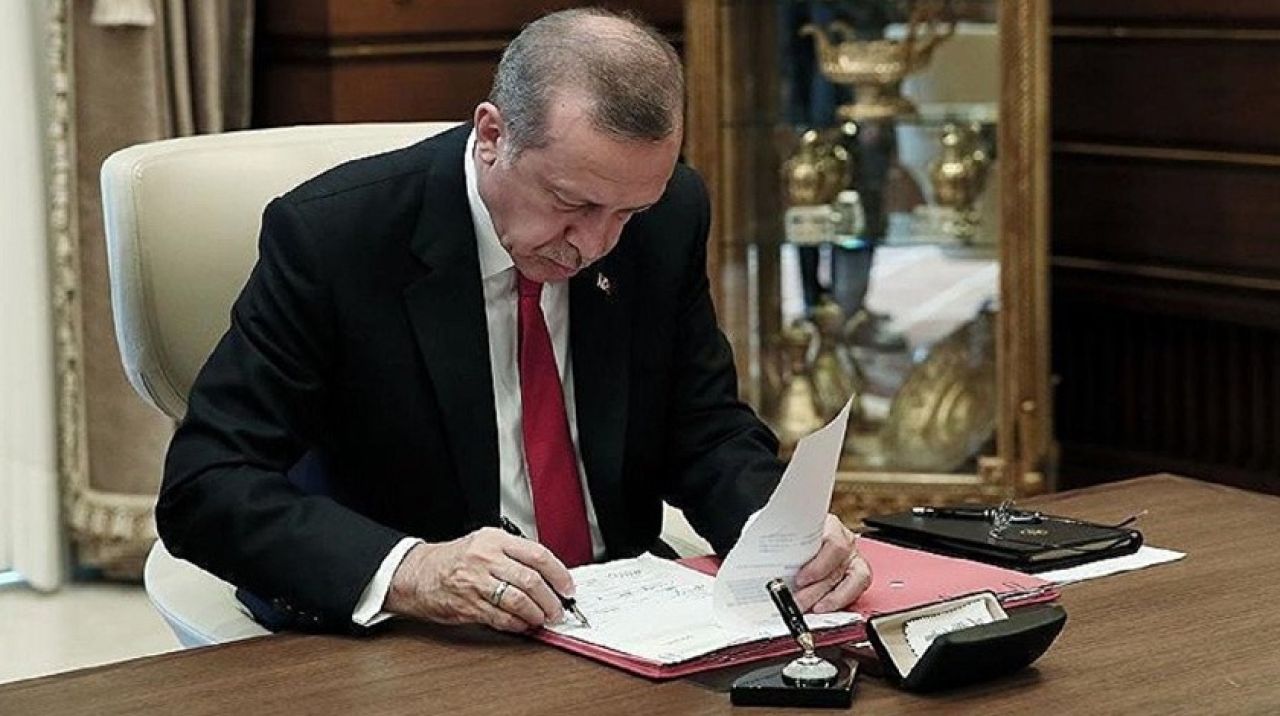 Erdoğan yeni askerlik yasasını onayladı