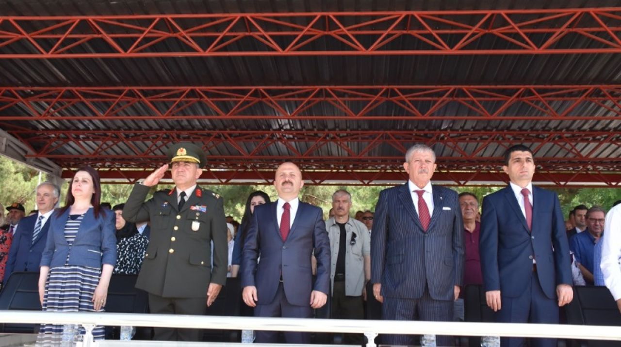 Amasya Belediye Başkanı Mehmet Sarı yemin törenine katıldı