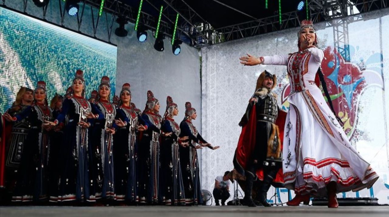 Rusya'da Türk Bayramı Sabantuy Bayramı coşkuyla kutlandı