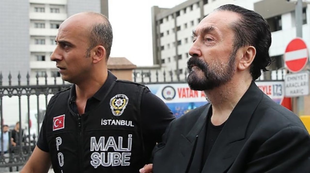 Adnan Oktar iddianamesi kabul edildi