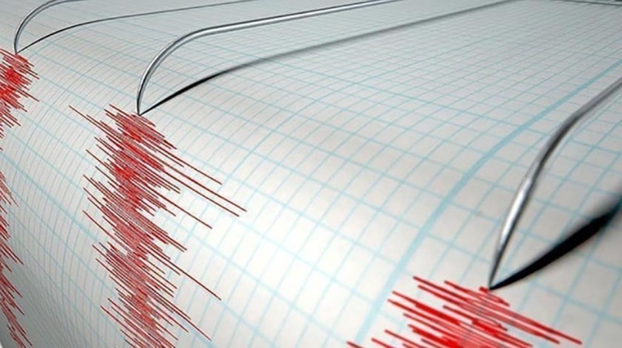 Türkiye sallanıyor! Erzurum'un ardından Çanakkale'de de deprem