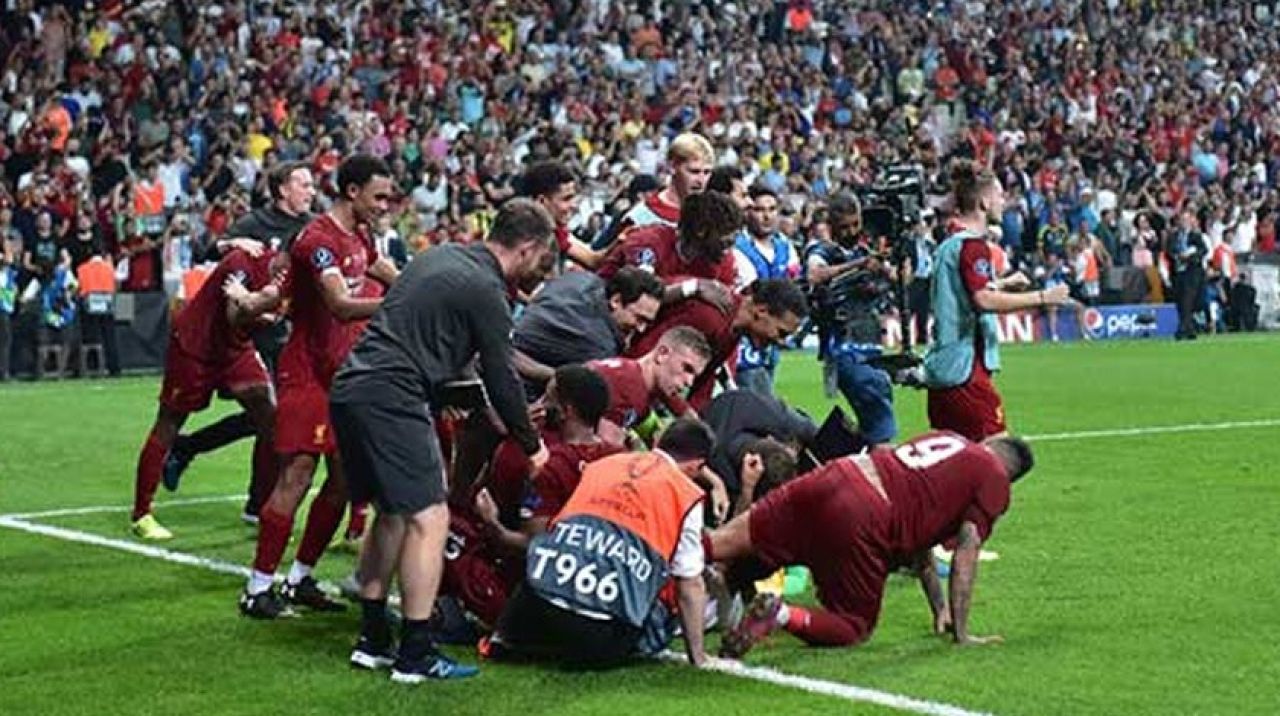 İngilizler İstanbul'u UEFA'ya şikayet etti