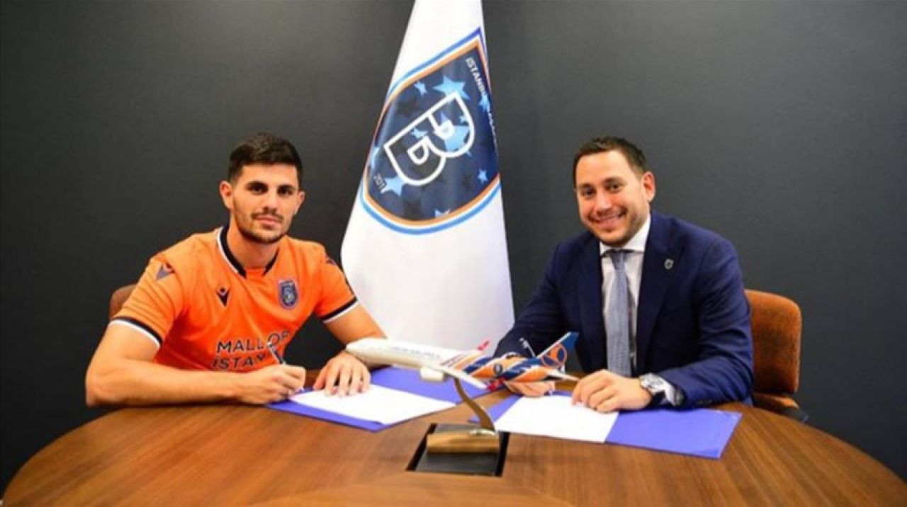 Başakşehir'den bir transfer daha!