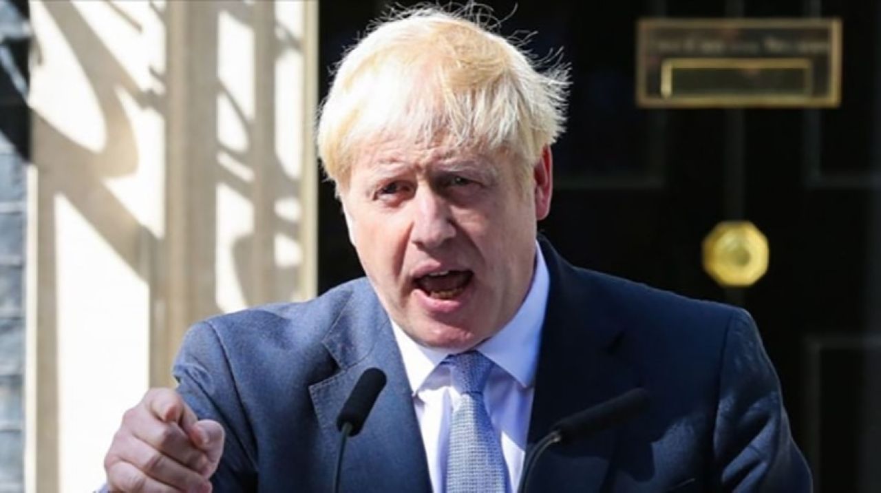 Boris Johnson 21 muhalif milletvekilini ihraç etti