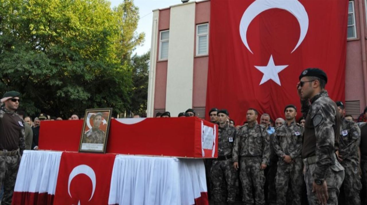 Bozkurt yürekli şehit Özel Harekat Şube Müdürü memleketine uğurlandı