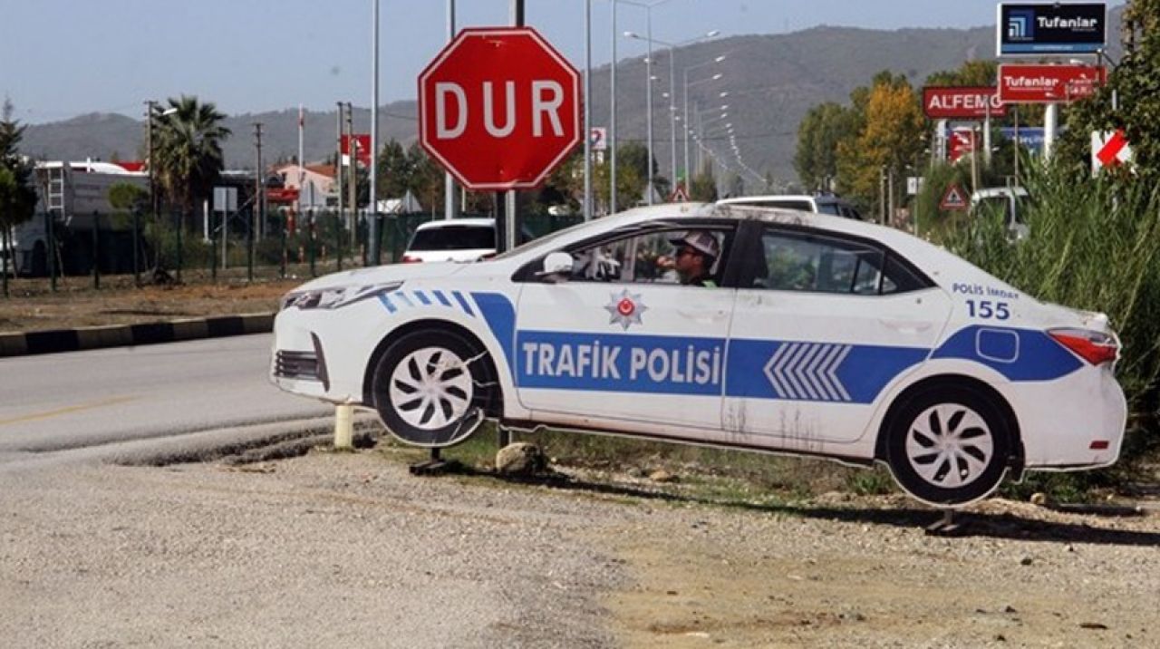 Muğla'da maket trafik aracını da soydular