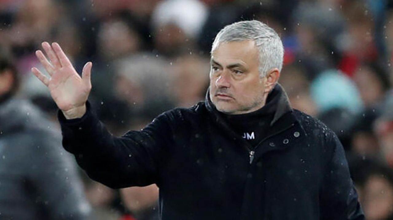 Tottenham Jose Mourinho'yu resmen açıkladı