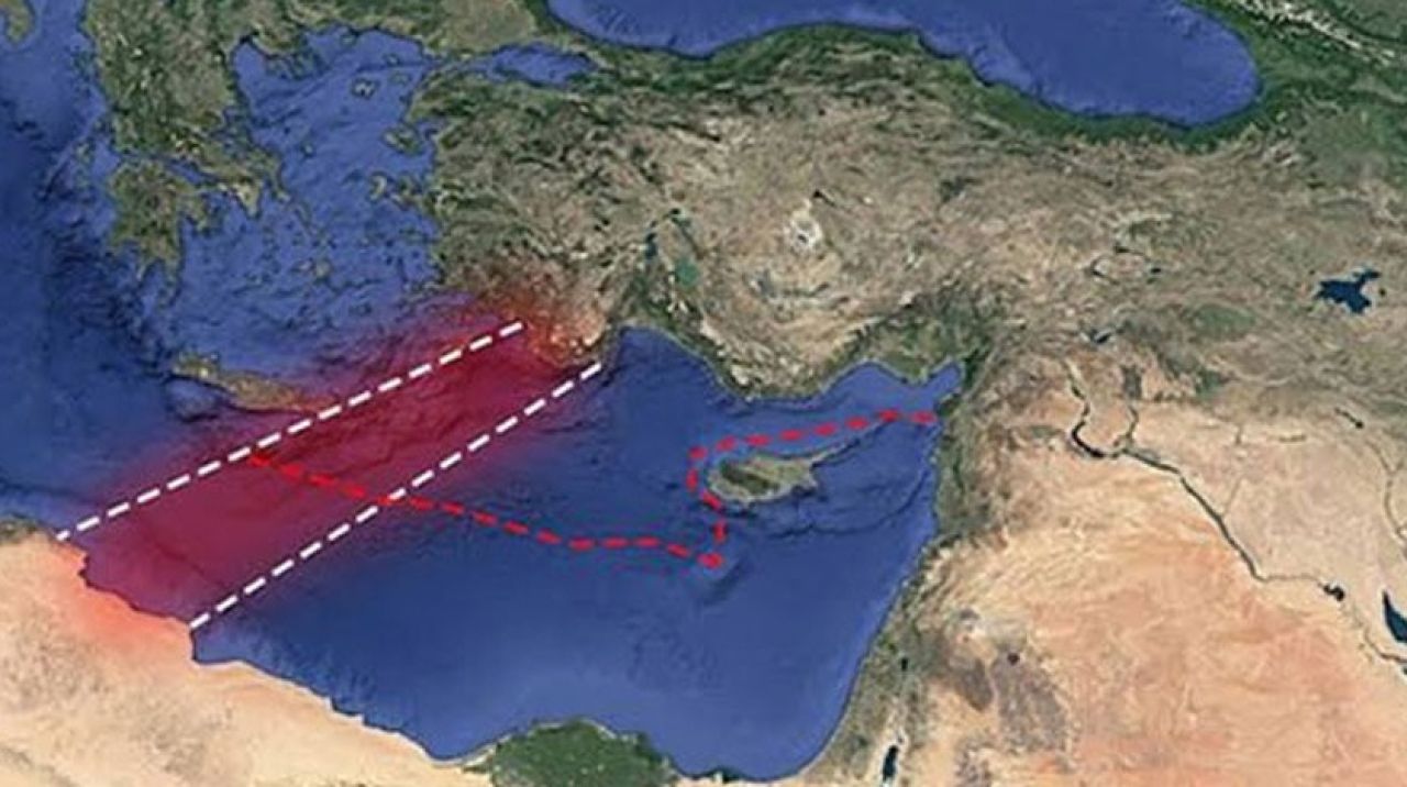 Türkiye'nin tarihi hamlesi 2 ülkeyi panikletti