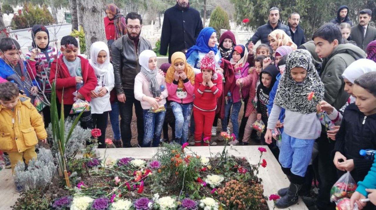 Yetim çocuklar, ağabeyleri Turan İlteber Yalçın için dua ettiler