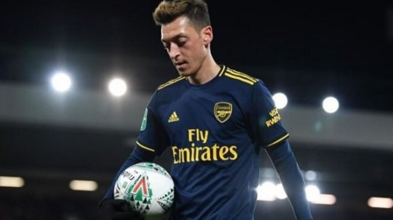 Çin'de Mesut kararı!