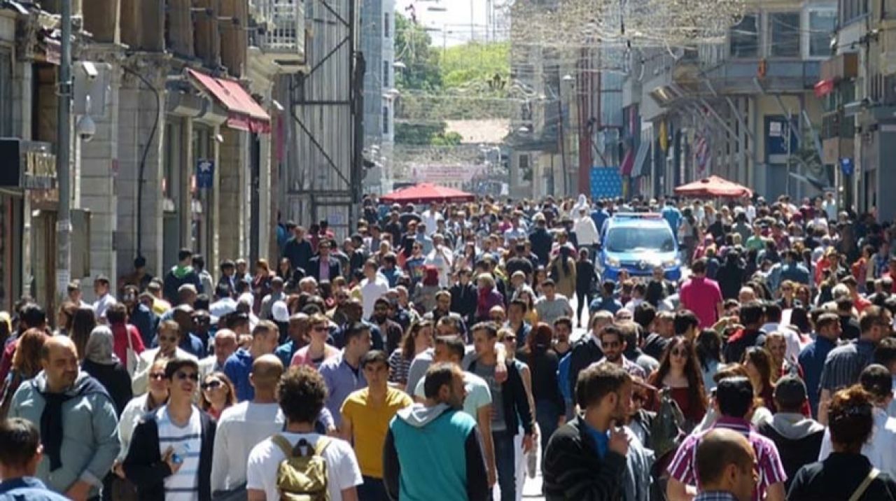 Çalışmak ve yaşamak için en iyi ülkeler belli oldu! Türkiye ise...