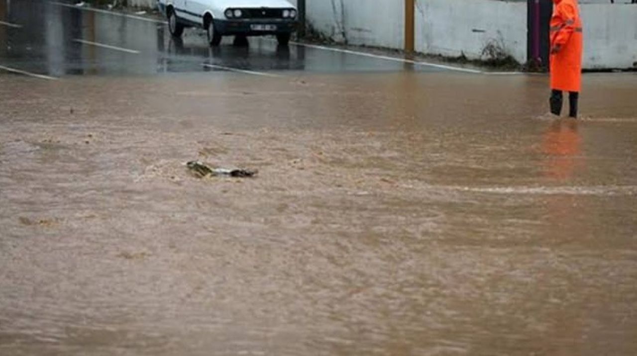 Selde kaybolan iki kişi bulundu