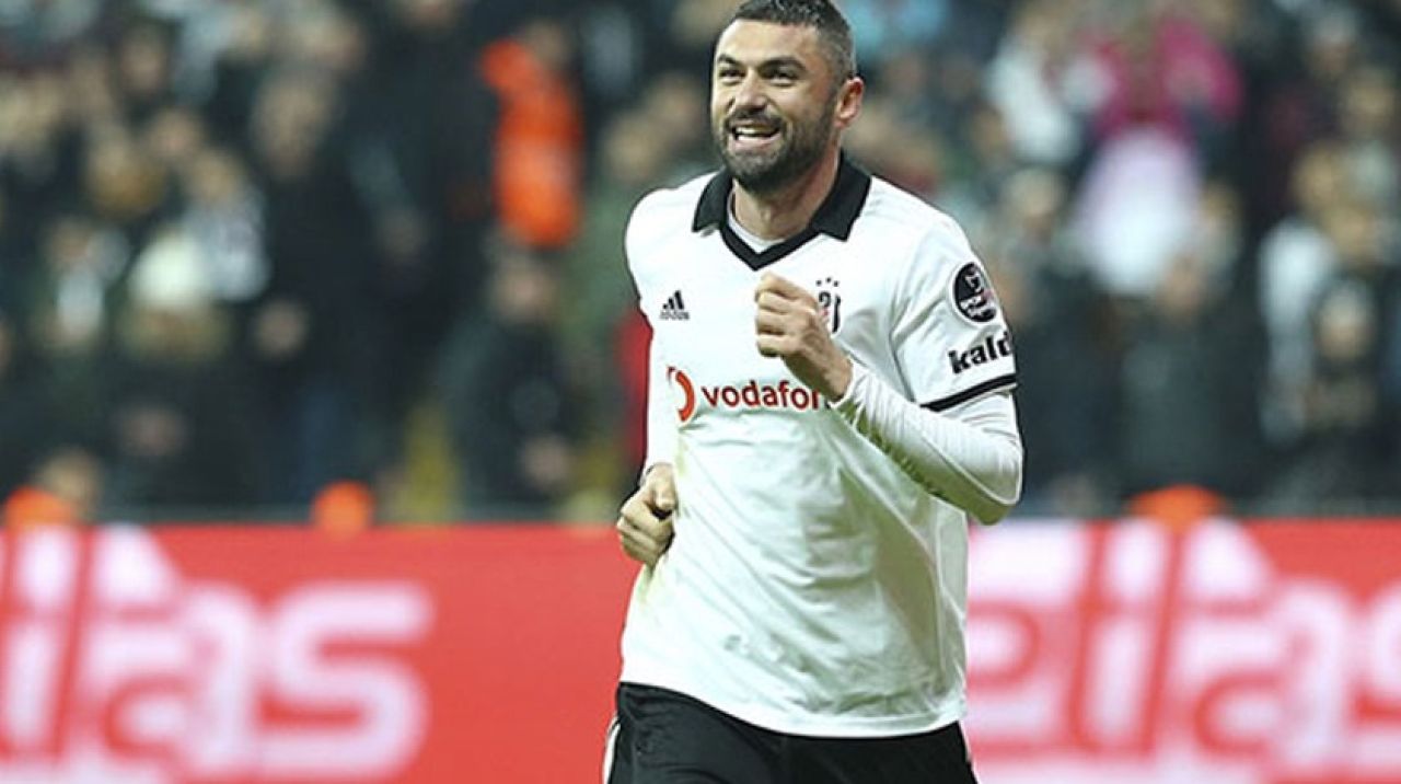 Beşiktaş, Burak Yılmaz'ın sözleşmesini uzattı