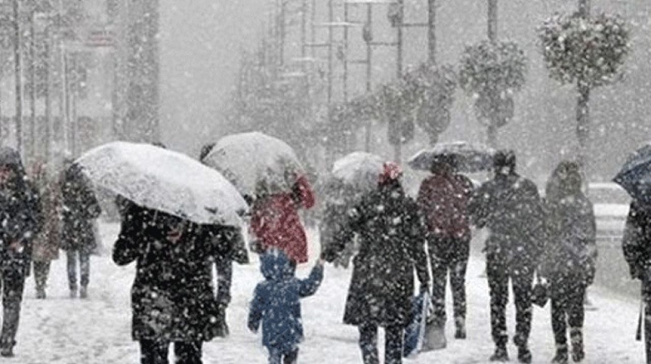 Meteoroloji uyardı: İstanbul için yoğun kar alarmı