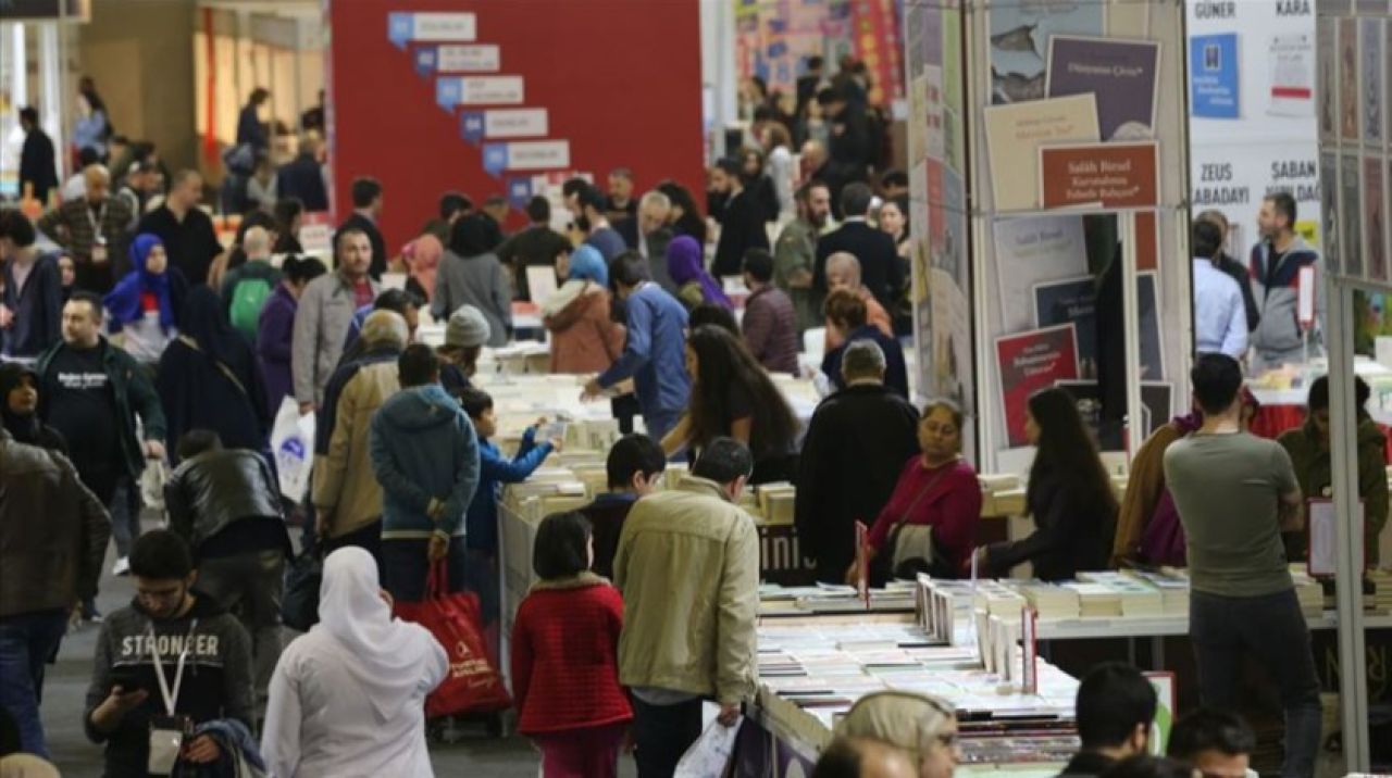 CNR Kitap Fuarı kapılarını ziyaretçilere açıyor