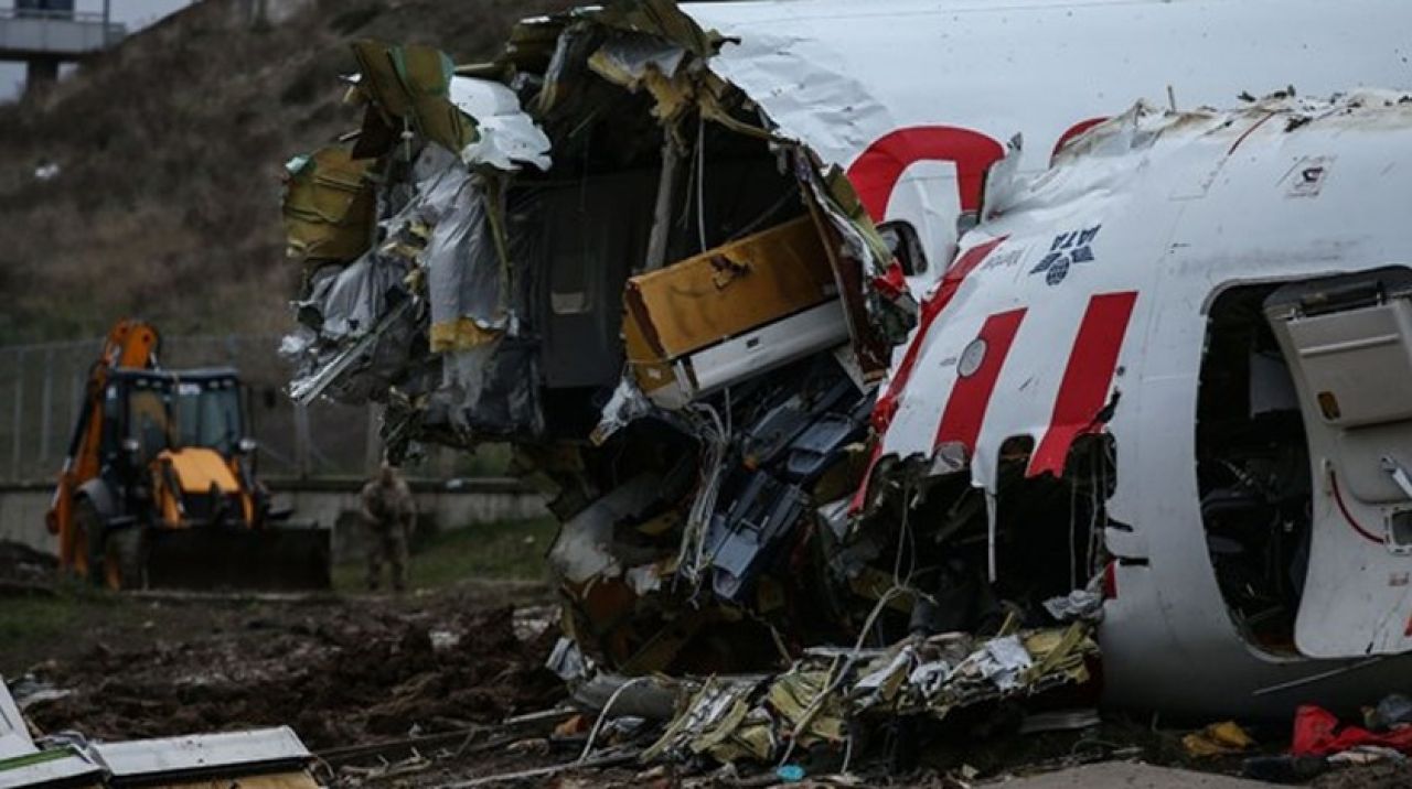 Parçalanan uçağın yardımcı pilotundan şok itiraf