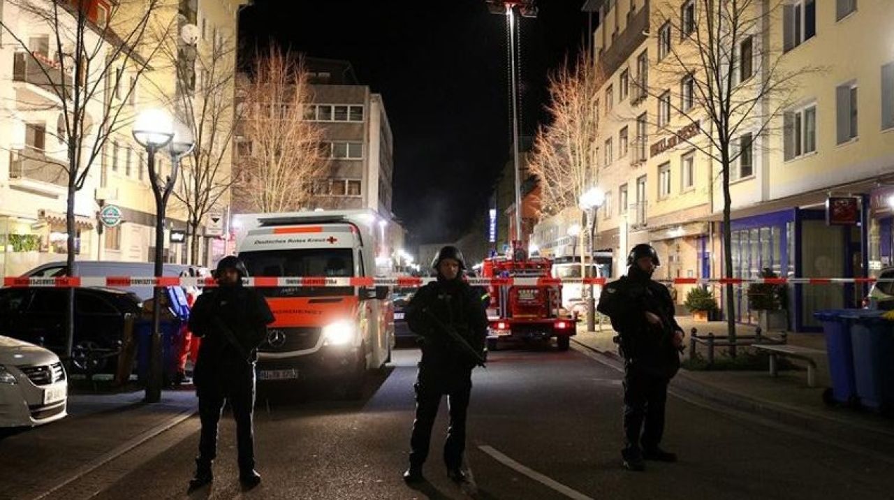 Almanya’da silahlı saldırılar! Ölenlerin arasında Türkler de var