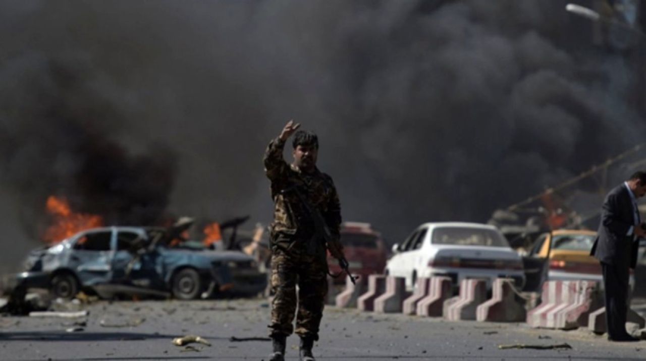 Afganistan'da siyasi liderlere bombalı saldırı! Törene katılmışlardı