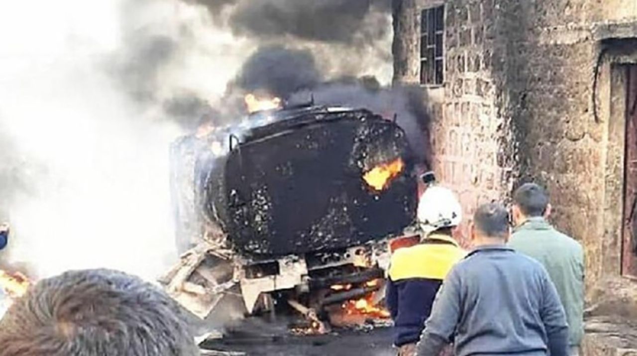 Afrin'de bomba yüklü tanker infilak etti