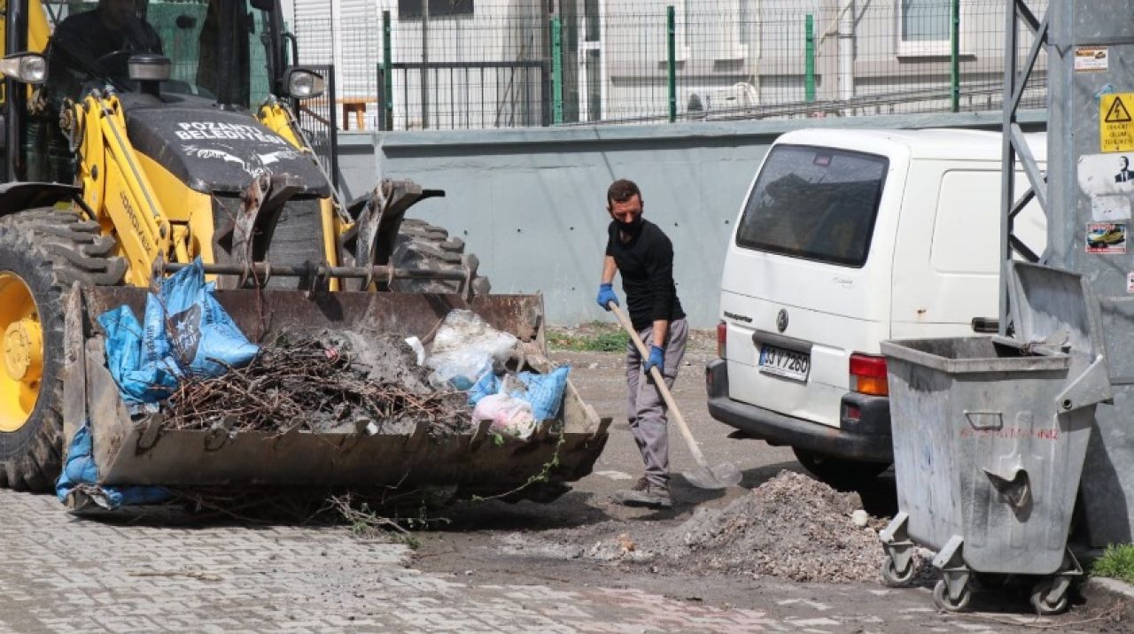 MHP'li Pozantı Belediye Başkanından personeline ödüllendirme