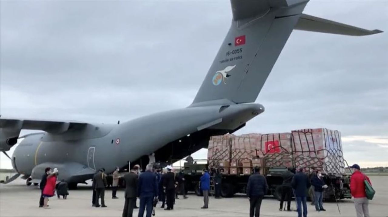 Türkiye'nin gönderdiği yardım uçağı ABD'ye ulaştı