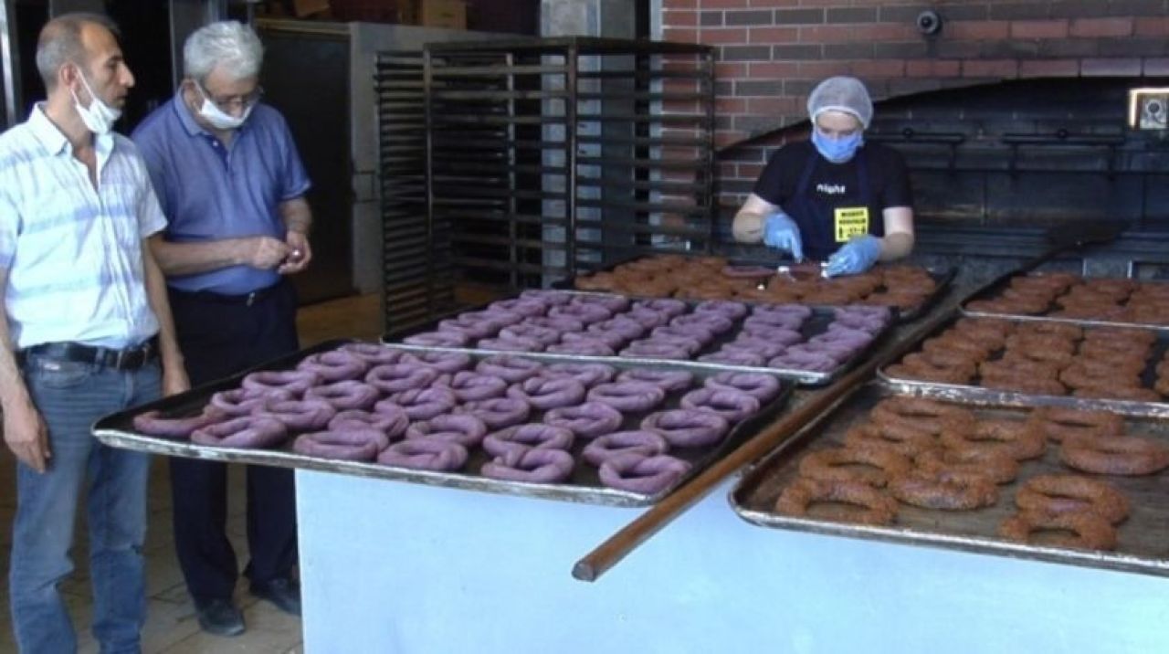 Ekmekten sonra şimdi de ‘mor simit' görücüye çıktı