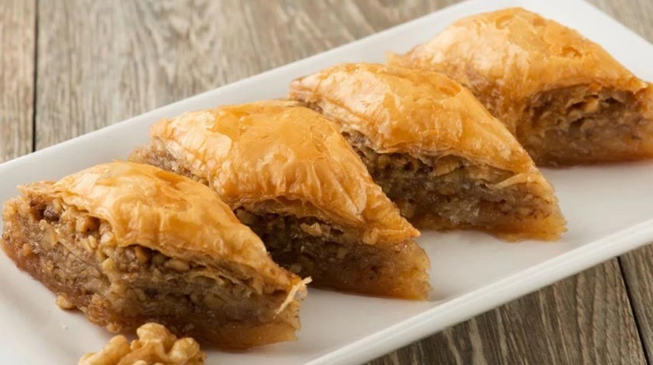 Baklava yapmak bu tarifle çok kolay