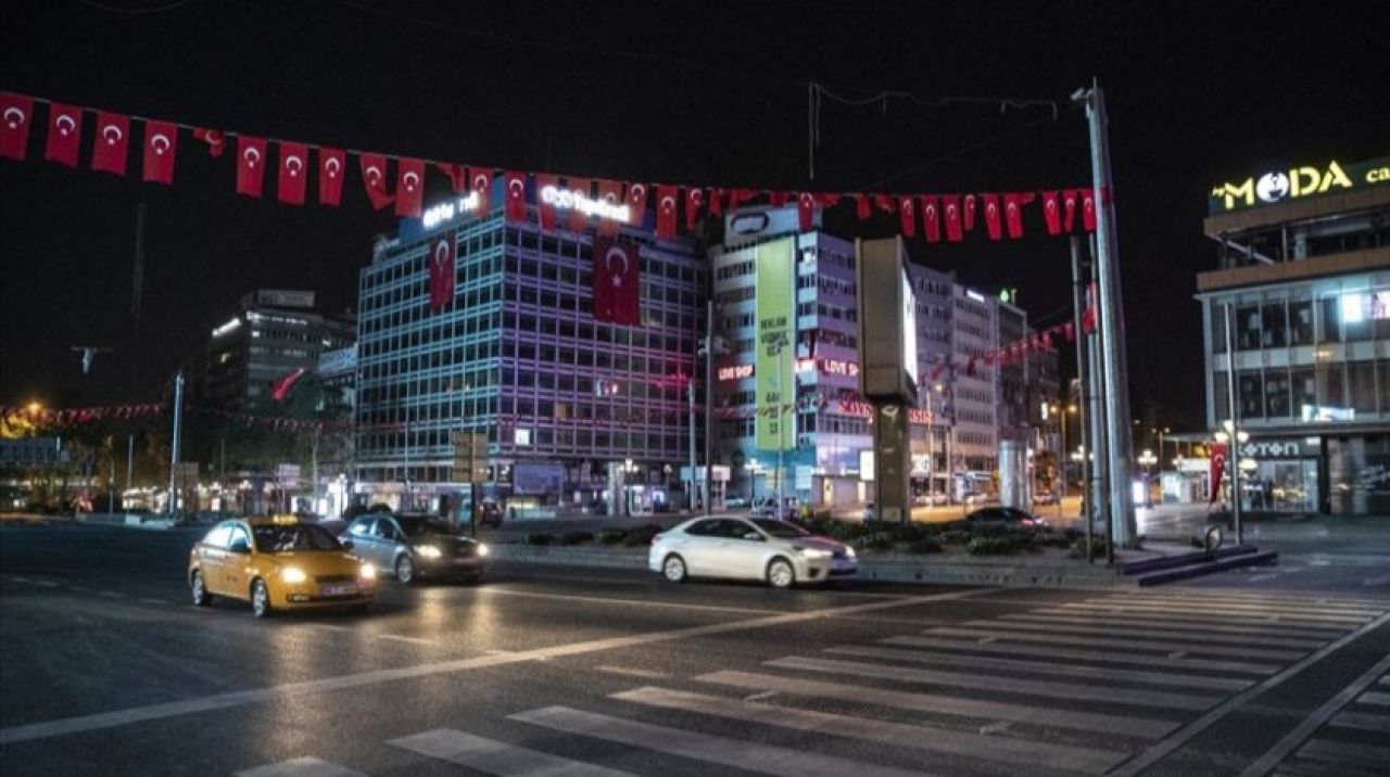 4 günlük sokağa çıkma kısıtlaması sona erdi