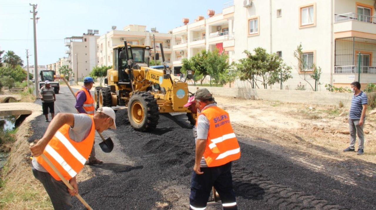 Altunok, “Asfaltsız yol bırakmayacağız”