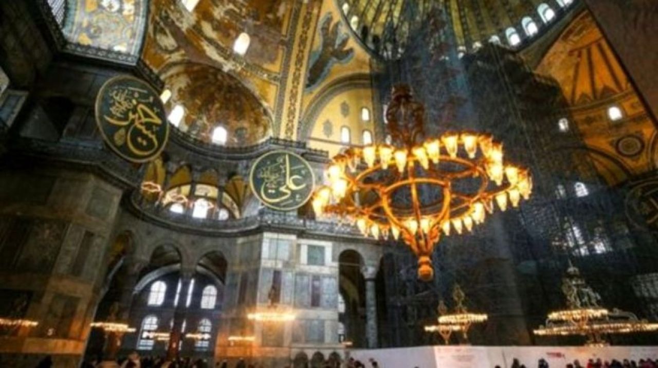 İşte Ayasofya Camii'ne serilecek halı