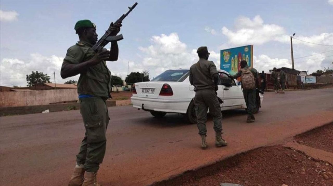 Mali'de Meclis Başkanı ile Ekonomi ve Finans Bakanı alıkonuldu