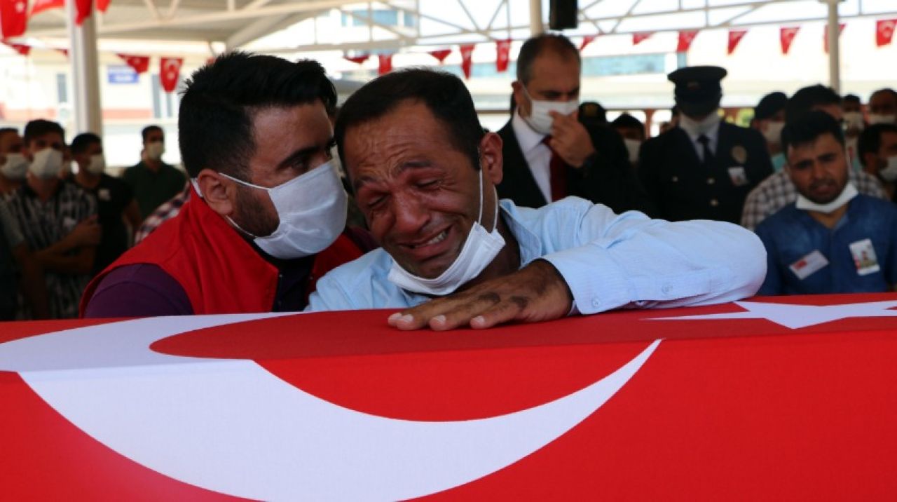 Şehit Sözleşmeli Er Ümit Çıkın son yolculuğuna uğurlandı