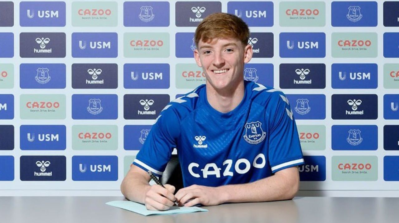 Everton'dan Gordon'a 5 yıllık sözleşme