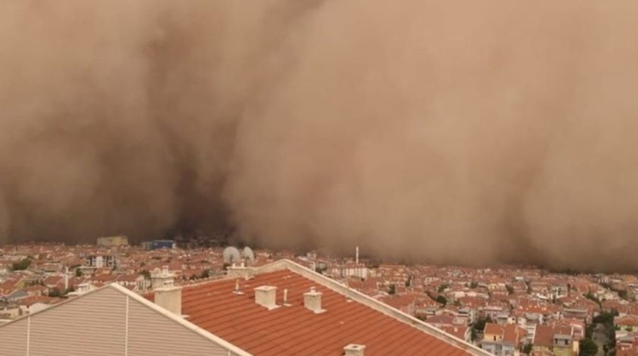 Ankara'da korkutan kum fırtınası