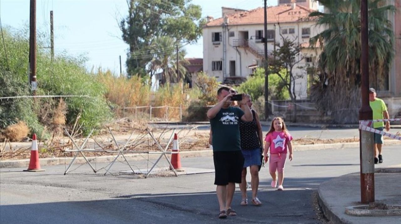 46 yılın ardından bir bölümü açılan Kapalı Maraş'a yoğun ilgi